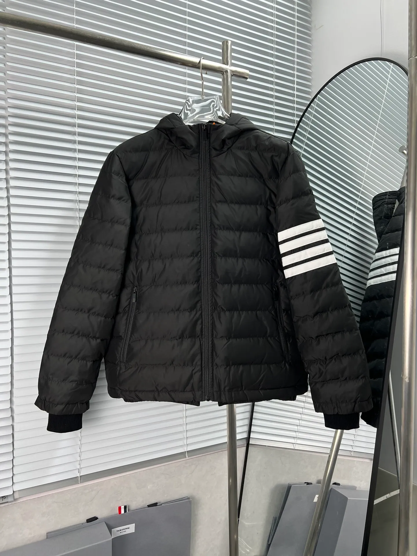 Thom Browne New Arrival Classic 100 ， 90 Lightweight， ！ ，Classic ：Gray Blue Black Size：1 2 3 4